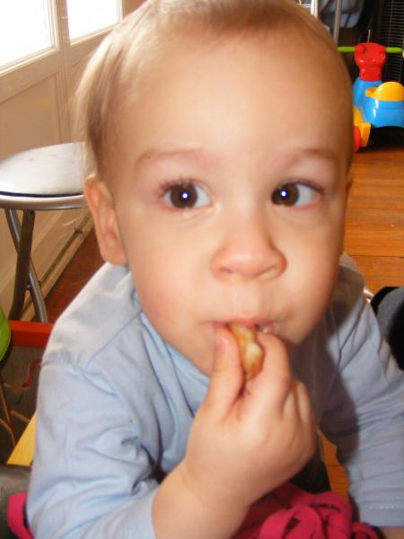 toujours en train de manger lol